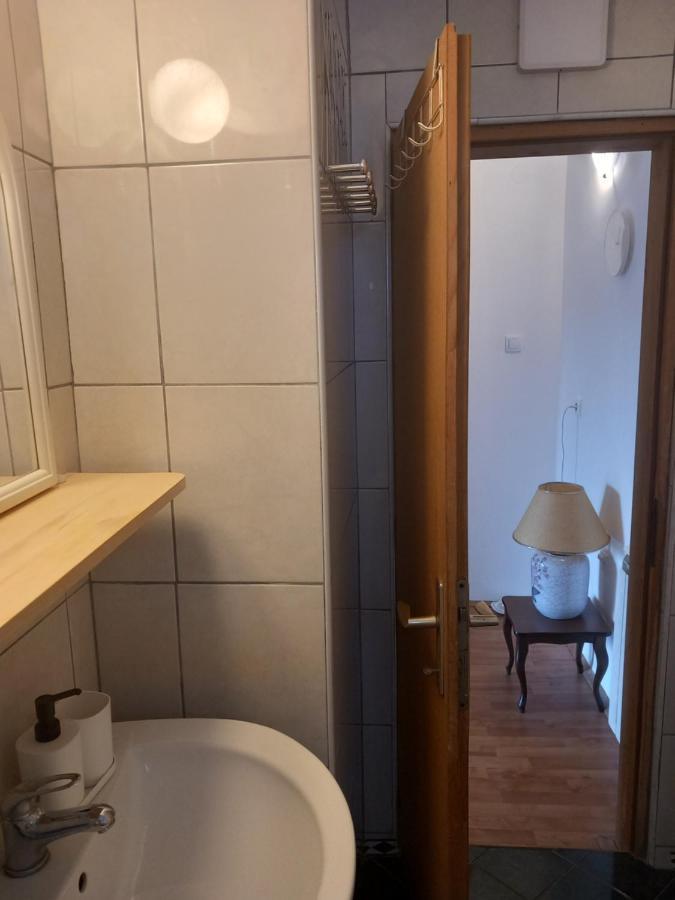 Cosy Rooftop Studio With Balcony Belgrad Exterior foto